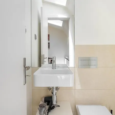 Intendente Modern Stays Location W/ac Appartement *